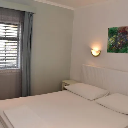 Ferienwohnung für 6 Personen 2 Kinder ca 75 m in Pakoštane, Dalmatien Norddalmatien